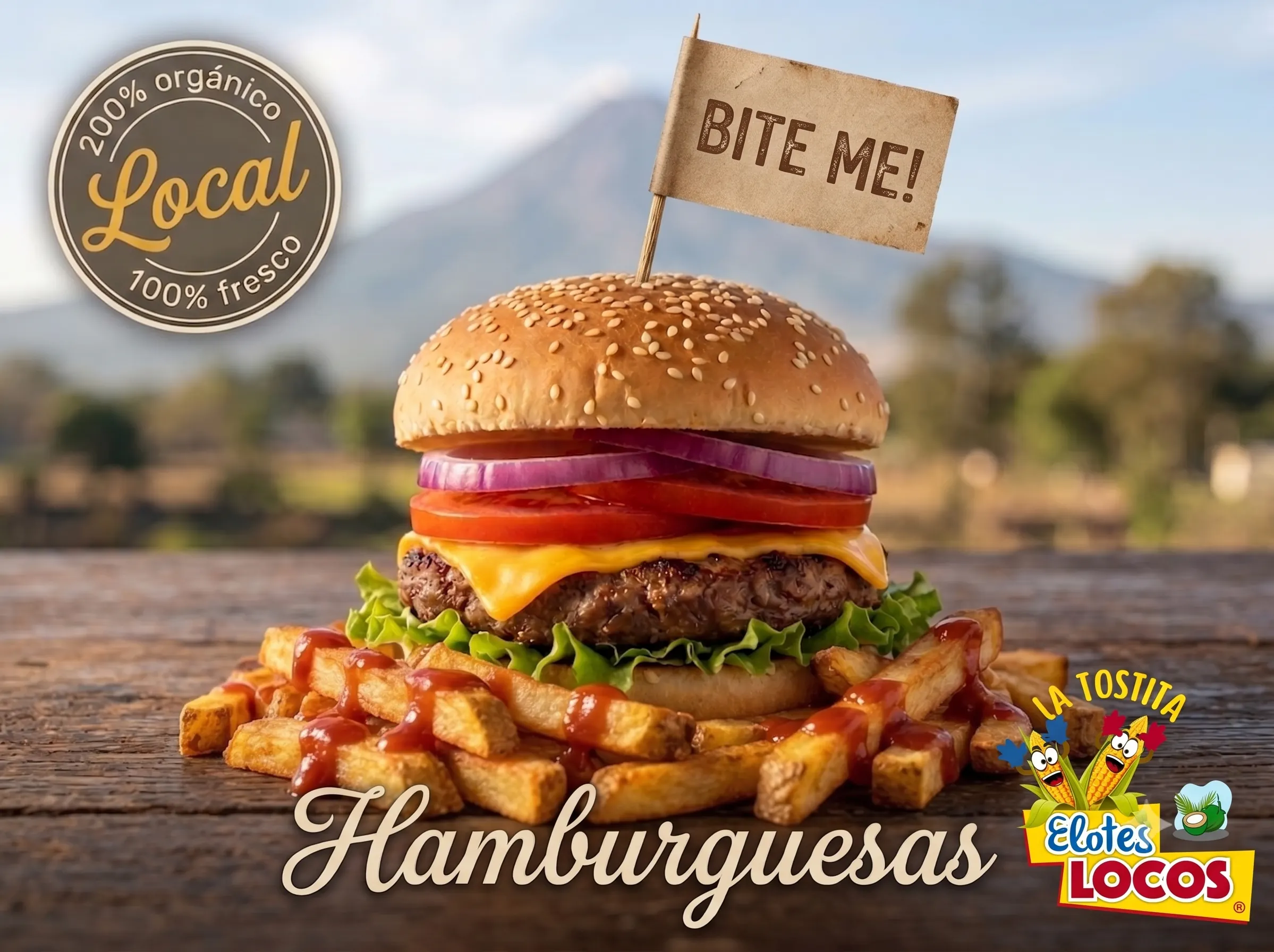 Hamburguesa con queso, tomate y cebolla morada, con papas.